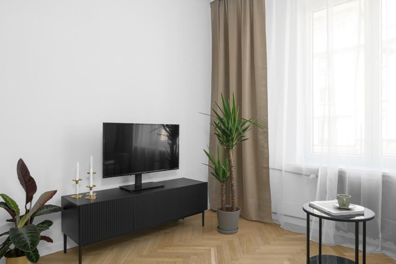 Oomph Warsaw Central Stylish Vintage Apartment מראה חיצוני תמונה
